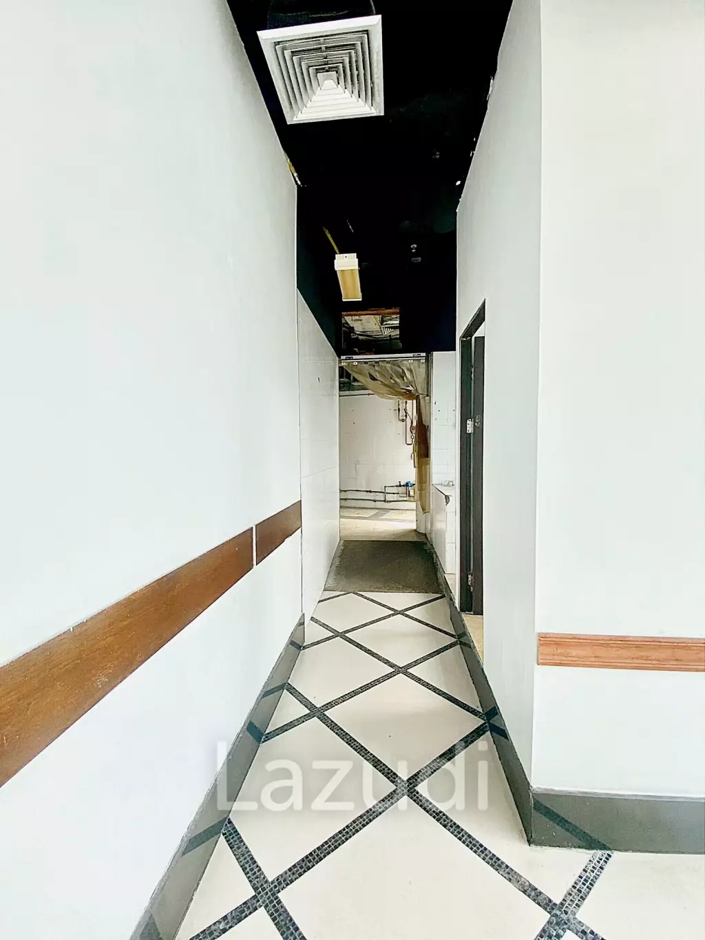 Space for rent at srinakarin