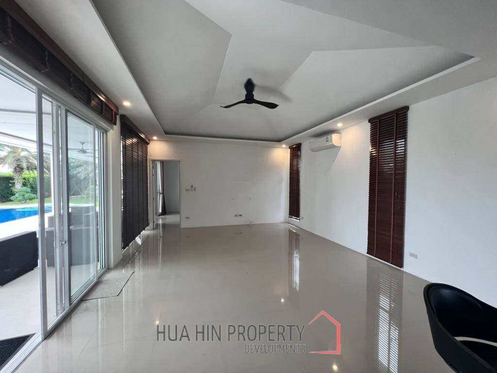 FALCON HILL HUA HIN : 4 bed luxury pool villa at great price