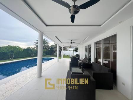 FALCON HILL HUA HIN : 4 bed luxury pool villa at great price