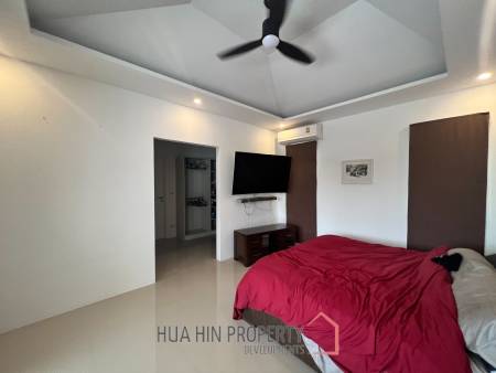 FALCON HILL HUA HIN : 4 bed luxury pool villa at great price