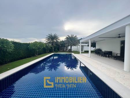 FALCON HILL HUA HIN : 4 bed luxury pool villa at great price