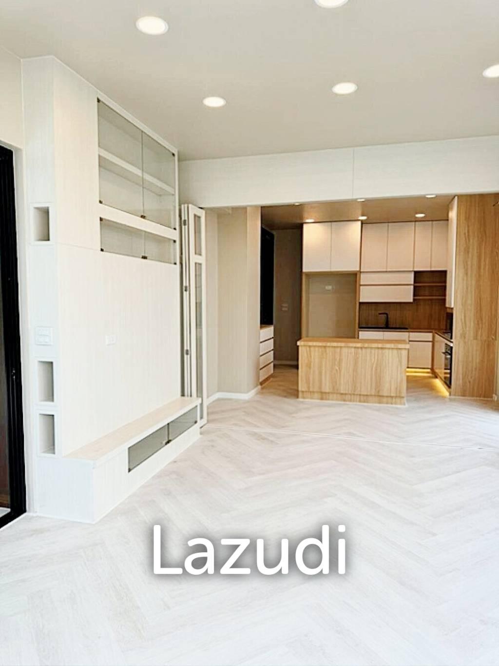 4 Bed 289 SQ.M The SONNE Srinakarindra-Bangna
