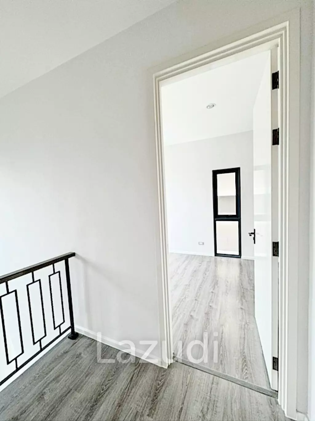 4 Bed 289 SQ.M The SONNE Srinakarindra-Bangna