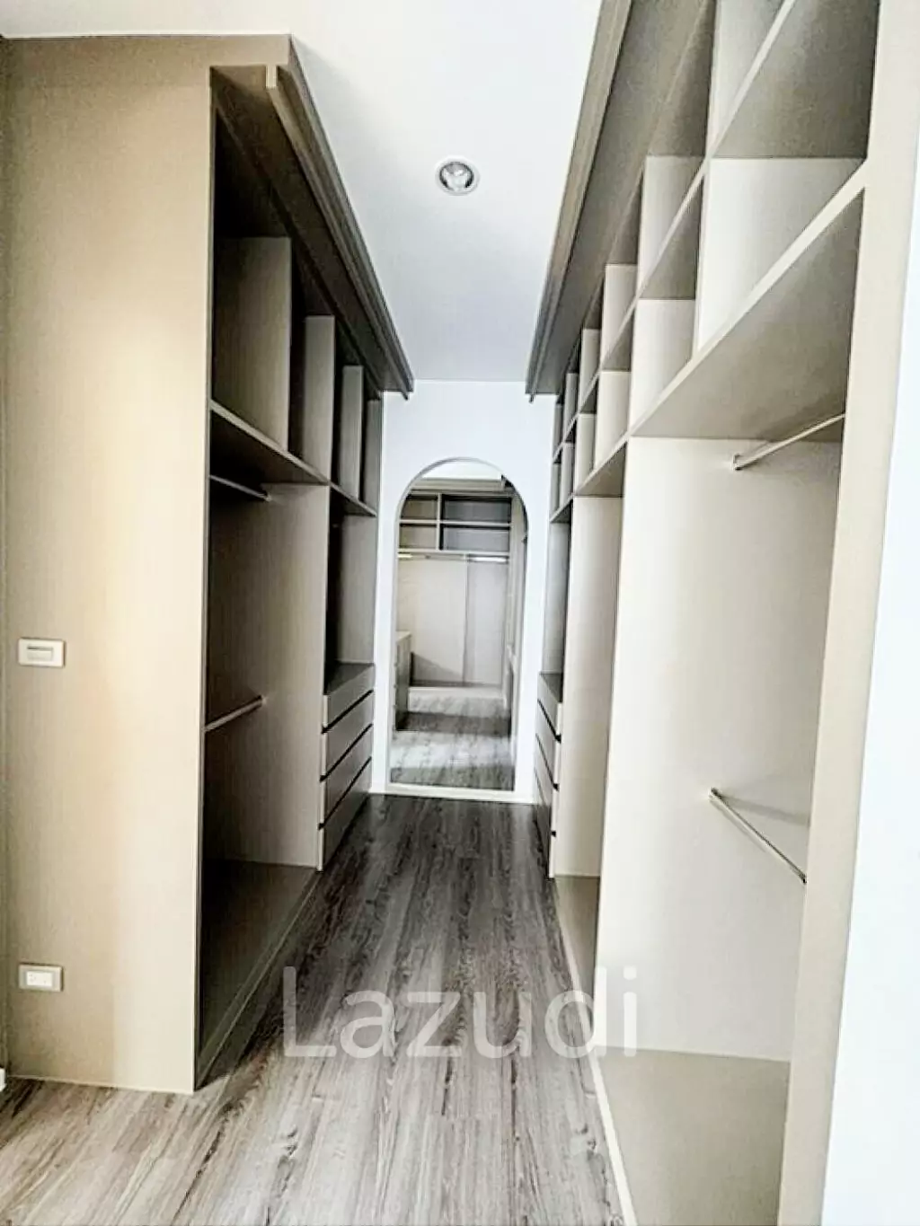 4 Bed 289 SQ.M The SONNE Srinakarindra-Bangna