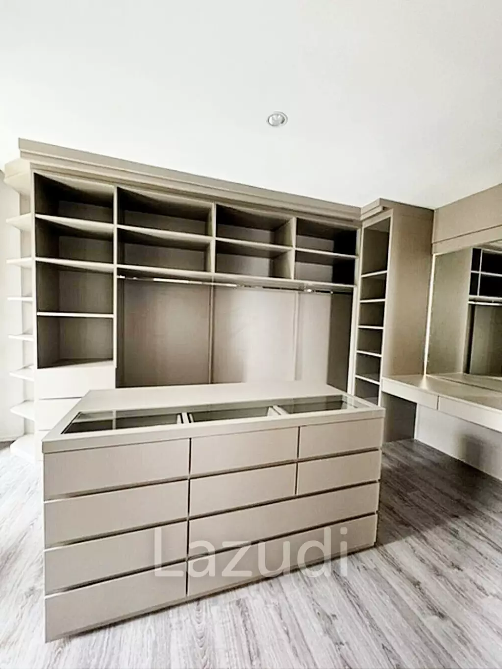 4 Bed 289 SQ.M The SONNE Srinakarindra-Bangna