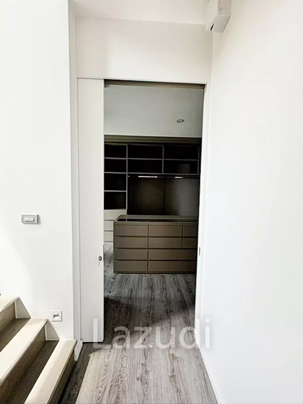 4 Bed 289 SQ.M The SONNE Srinakarindra-Bangna