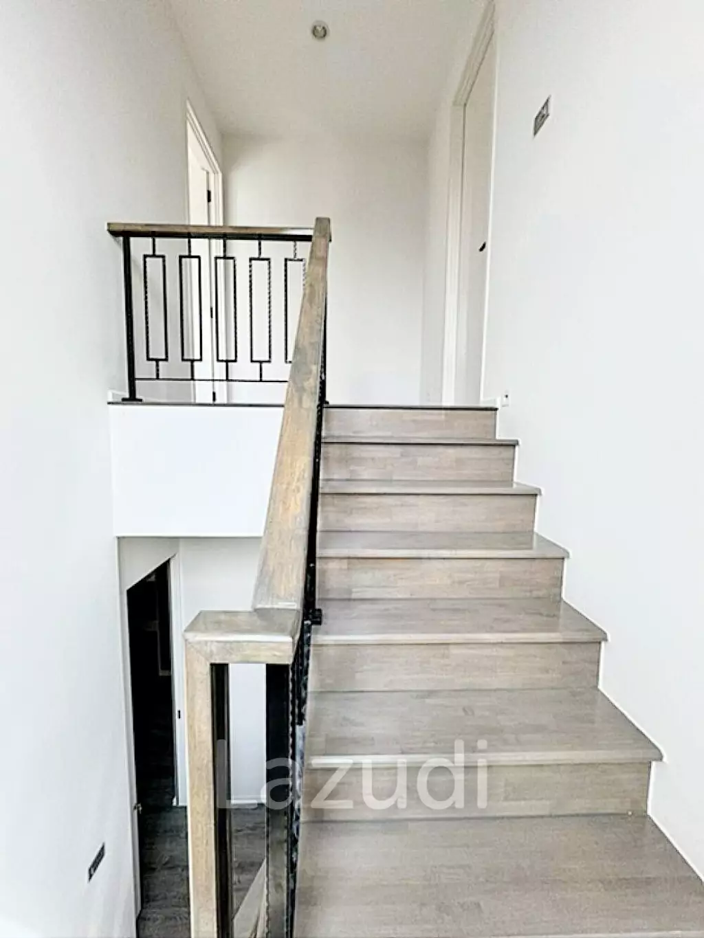 4 Bed 289 SQ.M The SONNE Srinakarindra-Bangna