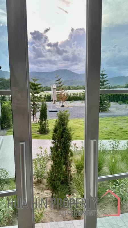 3 Bed 4 Bath 381.25 SQ.M Breeze Hideaway