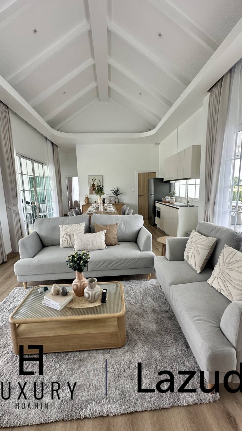 1,600 Sqm 3 Bed 4 Bath Villa For Sale