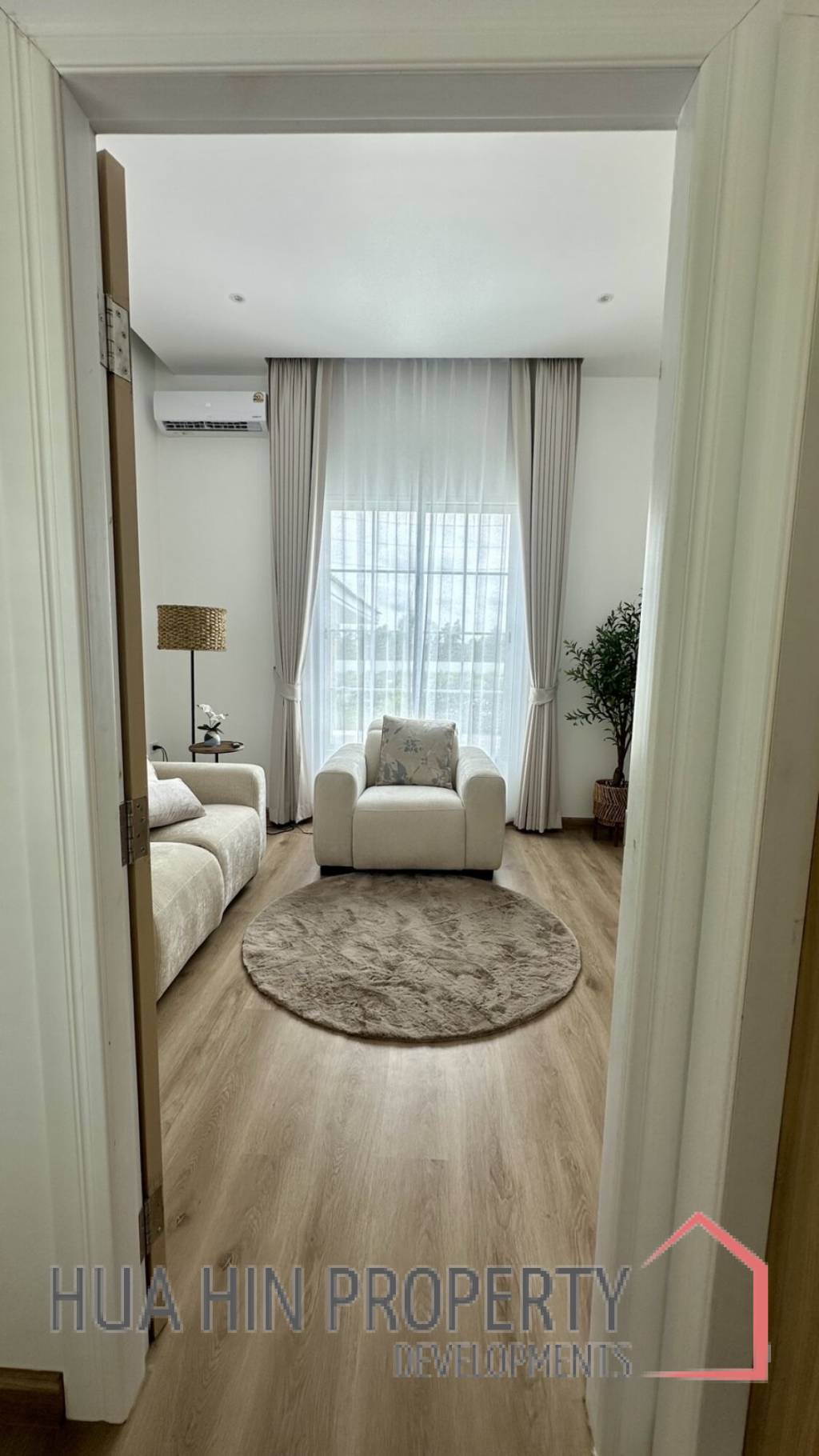 3 Bed 4 Bath 381.25 SQ.M Breeze Hideaway