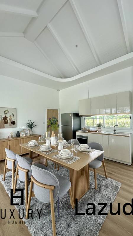 1,600 Sqm 3 Bed 4 Bath Villa For Sale