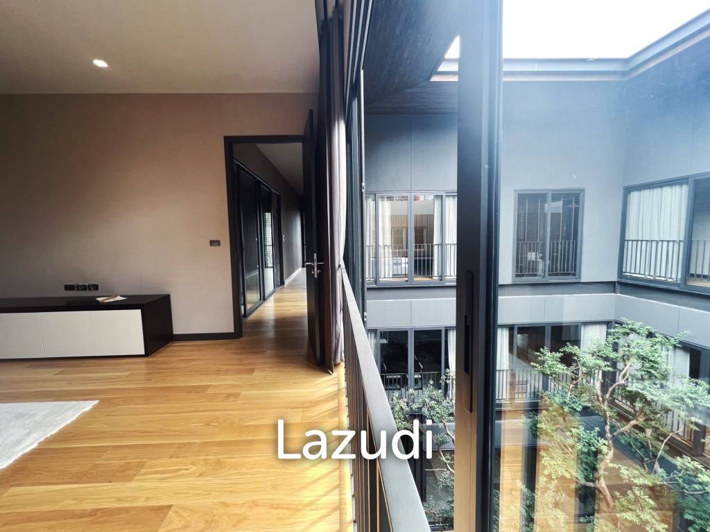 4 Bed 5 Bath 775 SQ.M House in Ramkhamhaeng 4