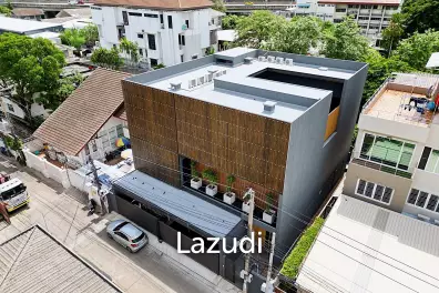 4 Bed 5 Bath 775 SQ.M House in Ramkhamhaeng 4