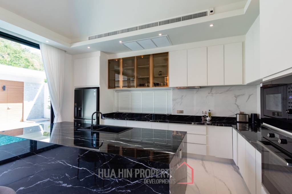 HILLSIDE HAMLET 8  : 3 bed pool villa with mountain views