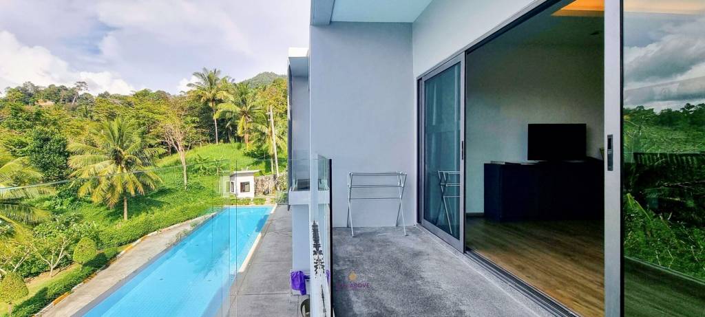 1 Bed 1 Bath 60 SQ.M. Patong Bay Hill