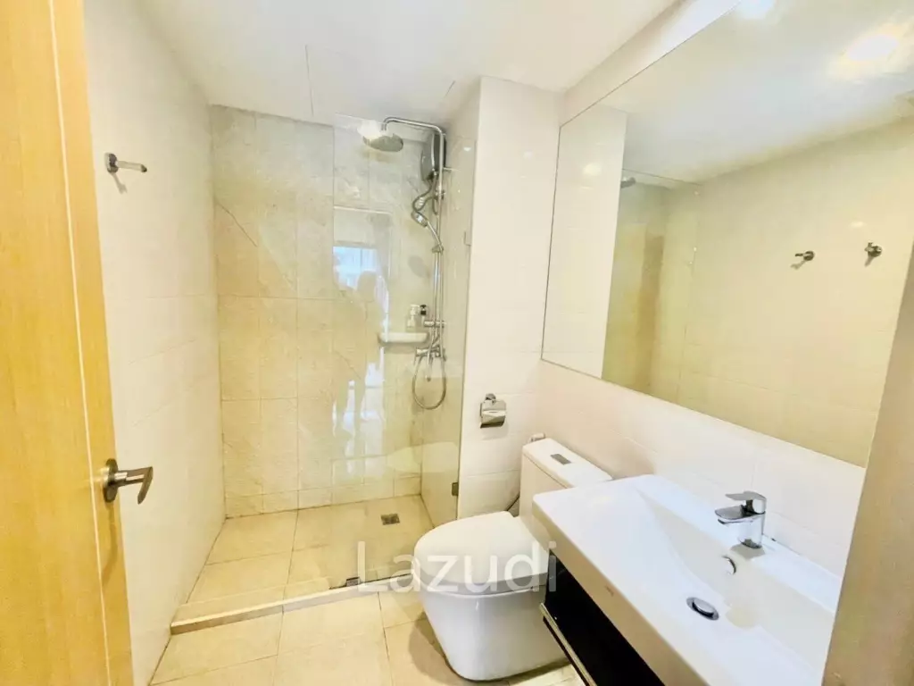 MAYSA CONDO: 1 Bedroom Condo Pool View
