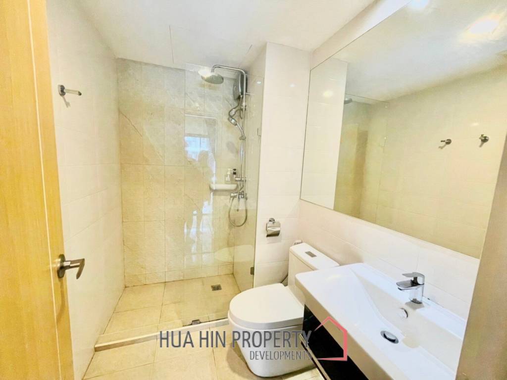 MAYSA CONDO: 1 Bedroom Condo Pool View