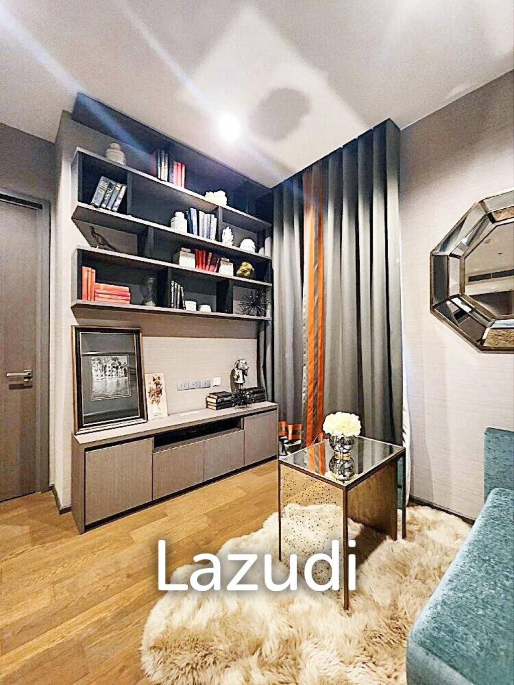 3 Bed 2 Bath 85 SQ.M The Diplomat Sathorn