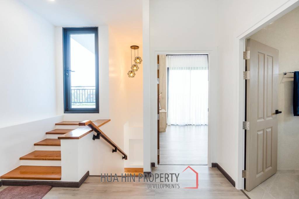 BAAN NARADA VILLAS : 3 bed pool villa (last unit)