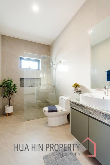 BAAN NARADA VILLAS : 3 bed pool villa (last unit)