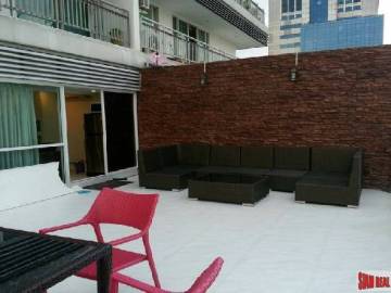 Grand Parkview Asoke | Two Bed Condo for Sale on 30th Floor with Large Terrace at Asoke, Sukhumvit 21