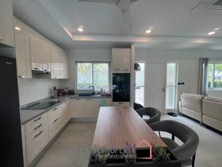 BAAN MIO  : 3 bed pool villa
