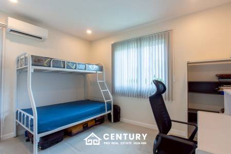 BAAN MIO : Modern 3-Bed Pool  Villa in Hua Hin