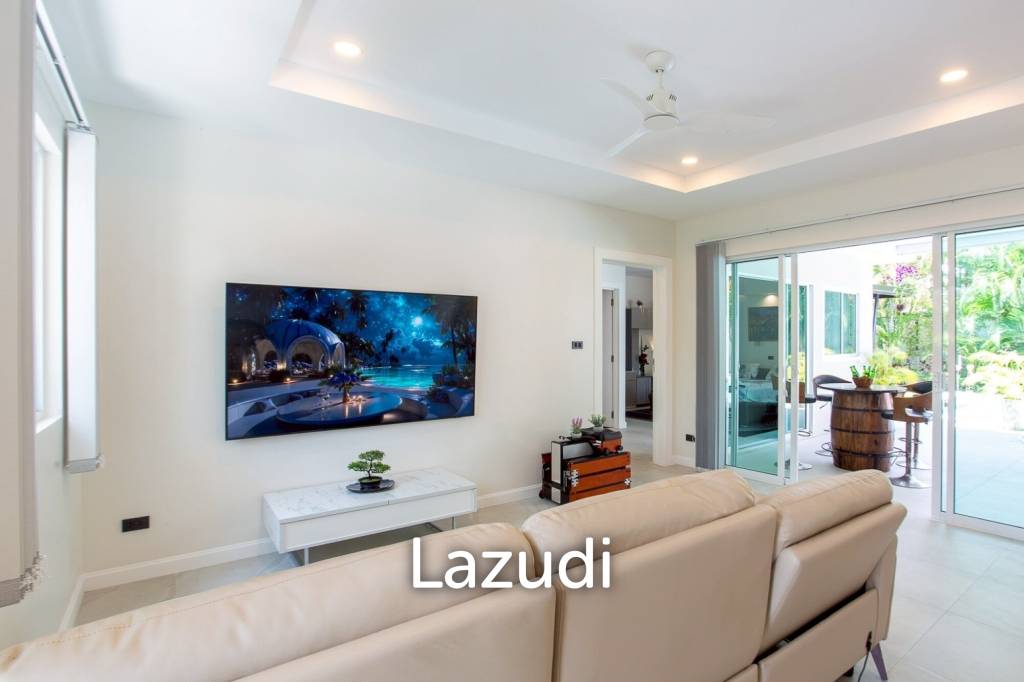BAAN MIO : Modern 3-Bed Pool  Villa in Hua Hin