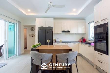 BAAN MIO : Modern 3-Bed Pool  Villa in Hua Hin