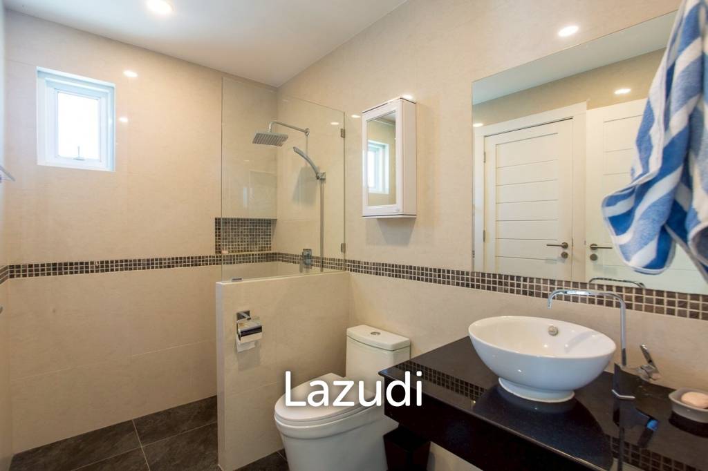BAAN MIO : Modern 3-Bed Pool  Villa in Hua Hin
