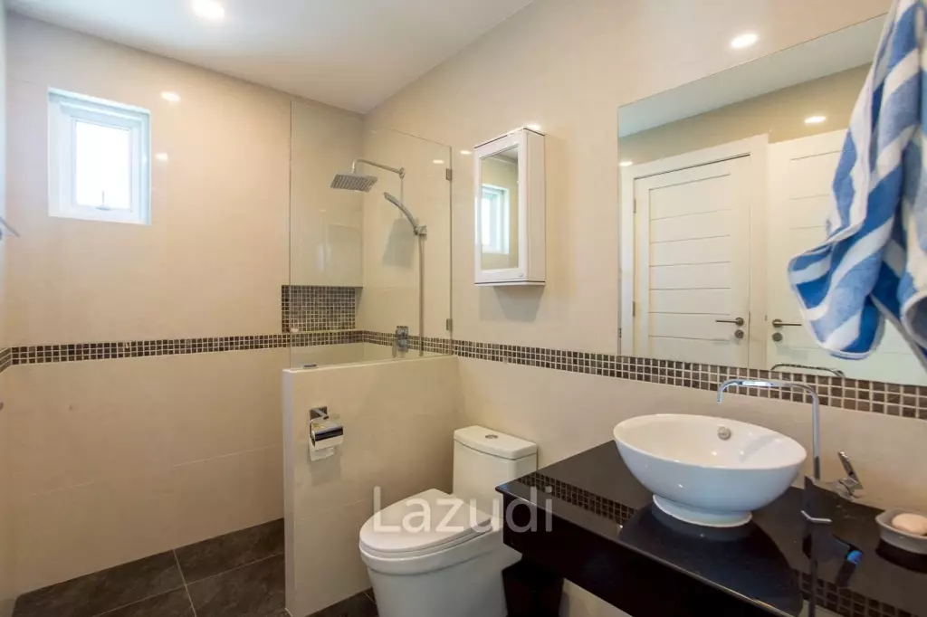 BAAN MIO : Modern 3-Bed Pool  Villa in Hua Hin