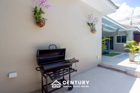 BAAN MIO : Modern 3-Bed Pool  Villa in Hua Hin