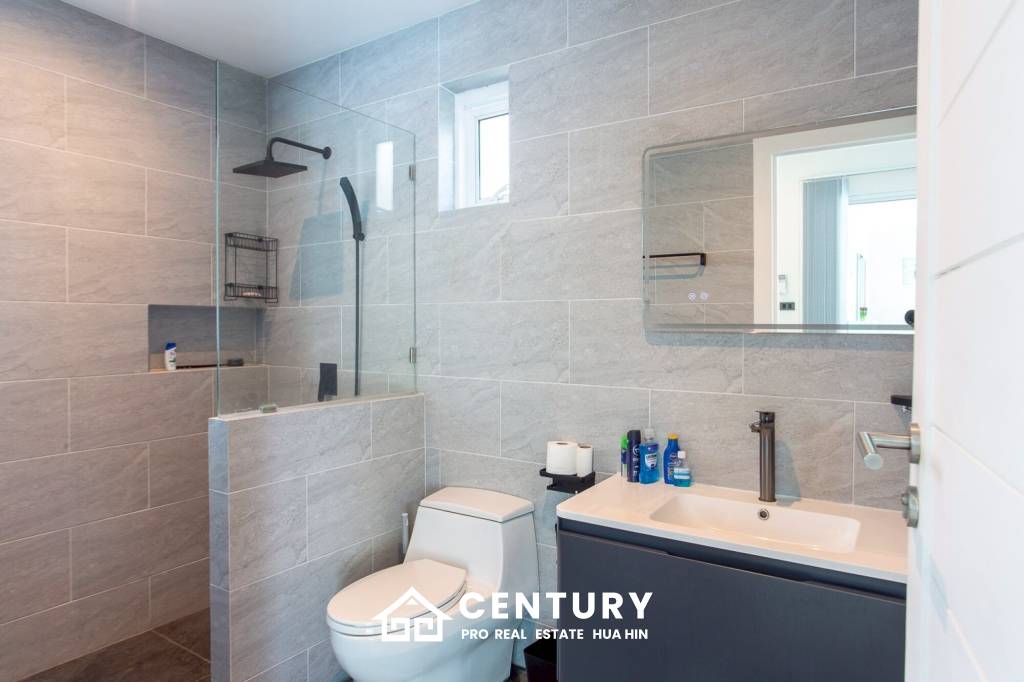 BAAN MIO : Modern 3-Bed Pool  Villa in Hua Hin