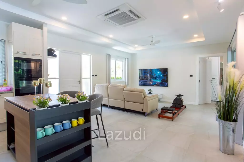 BAAN MIO : Modern 3-Bed Pool  Villa in Hua Hin