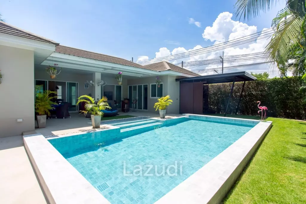 BAAN MIO : Modern 3-Bed Pool  Villa in Hua Hin