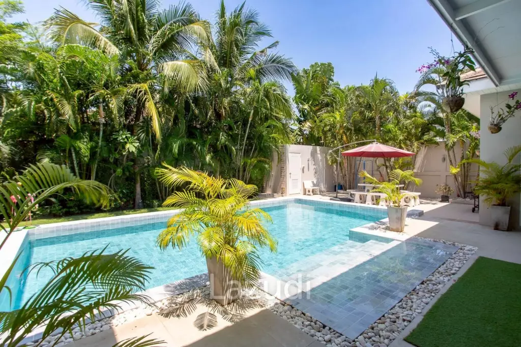 BAAN MIO : Modern 3-Bed Pool  Villa in Hua Hin