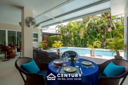 BAAN MIO : Modern 3-Bed Pool  Villa in Hua Hin