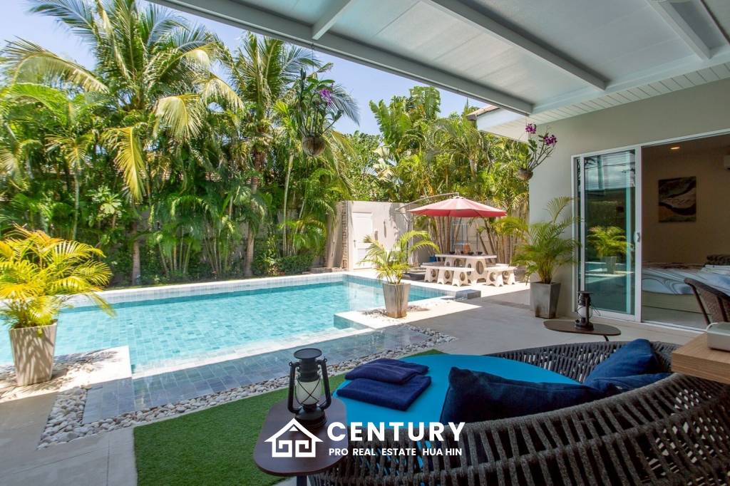 BAAN MIO : Modern 3-Bed Pool  Villa in Hua Hin