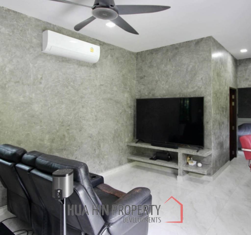 LUXURIOUS POOL VILLA DOPHIN BAY  : 3 bed mountain view