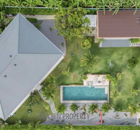 LUXURIOUS POOL VILLA DOPHIN BAY  : 3 bed mountain view