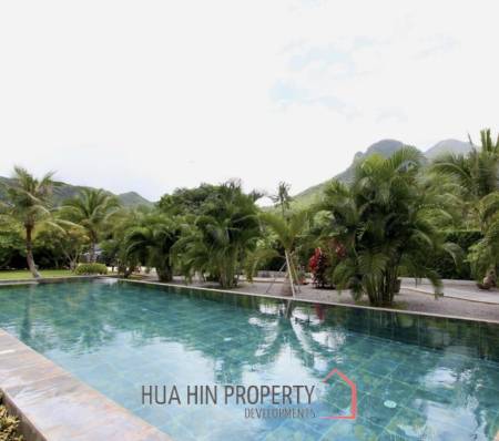 LUXURIOUS POOL VILLA DOPHIN BAY  : 3 bed mountain view