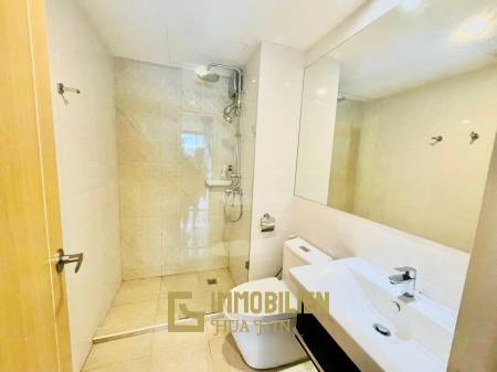 Maysa Condo: 1-Schlafzimmer-Eigentumswohnung mit Poolblick