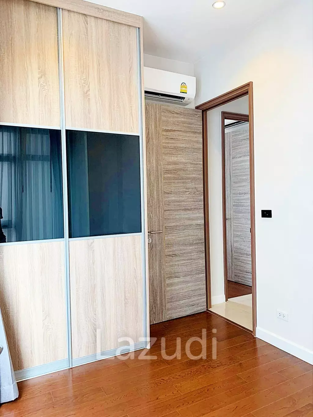 2 Bed 1 Bath 43 SQ.M Mayfair Place Sukhumvit 50