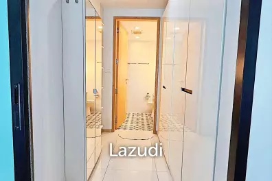 1 Bed 1 Bath 32 SQ.M SOCIO Ruamrudee