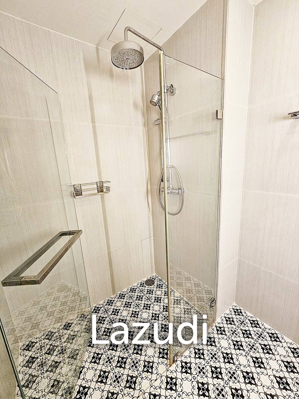 1 Bed 1 Bath 32 SQ.M SOCIO Ruamrudee