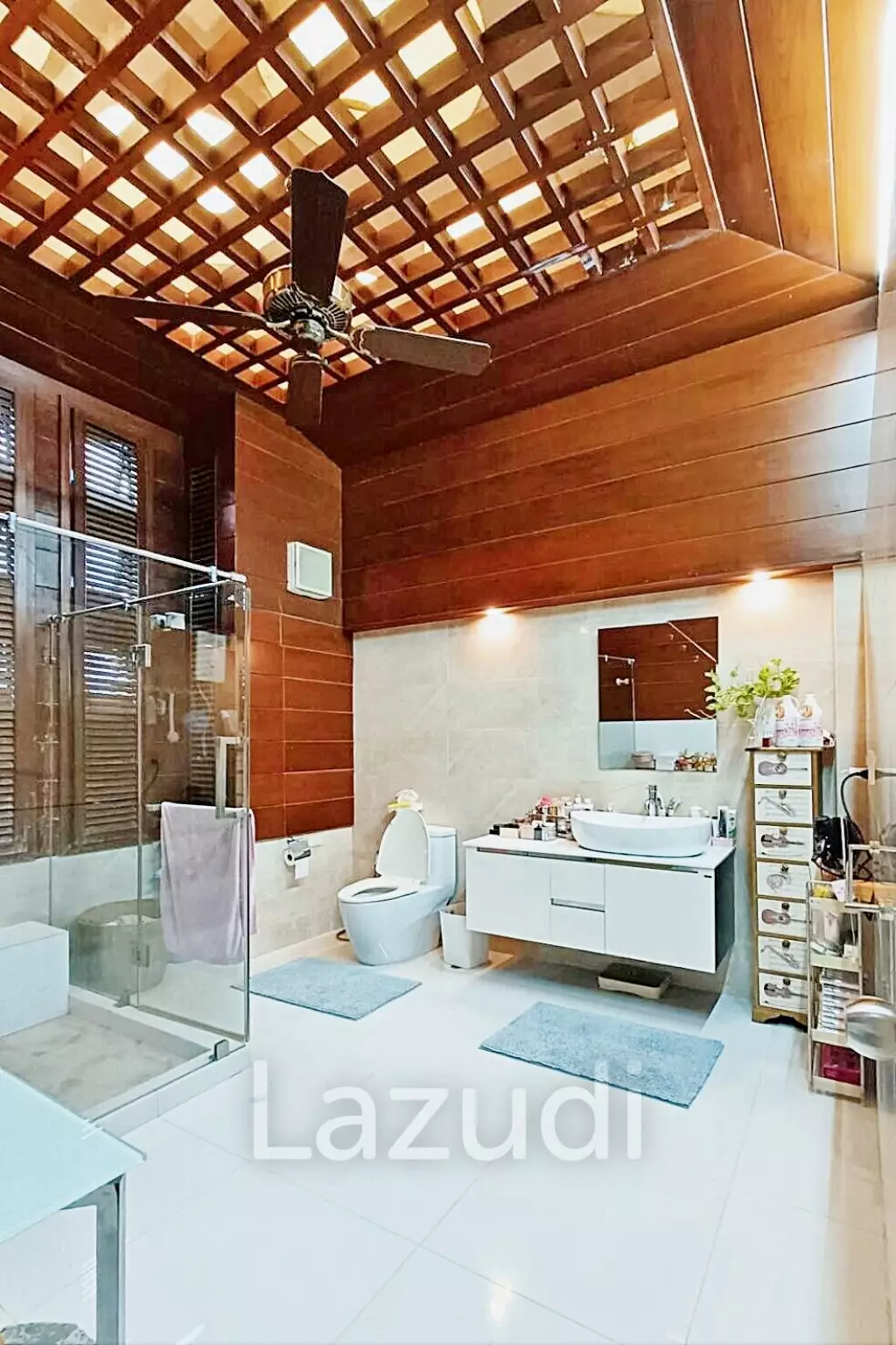 4 Bed 6 Bath 400 SQ.M Premier Condominium