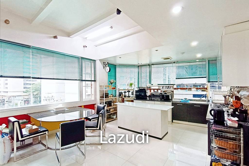 4 Bed 6 Bath 400 SQ.M Premier Condominium