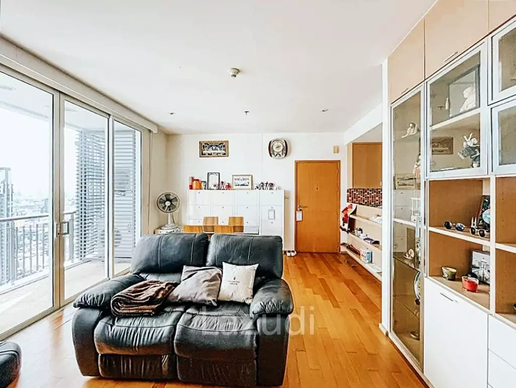 2 Bed 2 Bath 87 SQ.M Villa Rachatewi