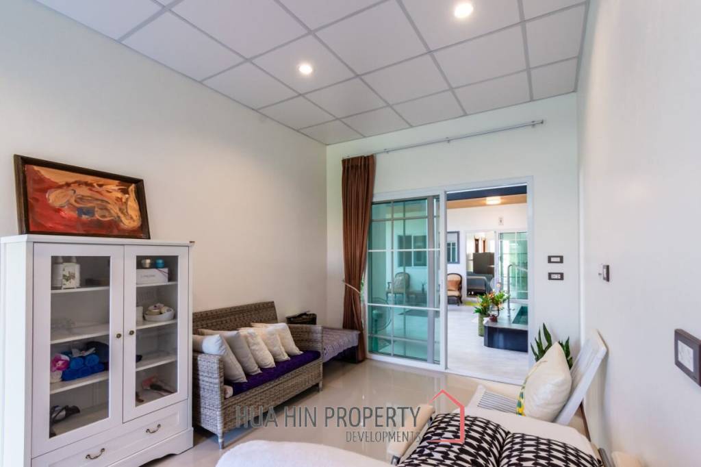 BUILDING 12 UNITS ON SOI 102 :  24 bed great mountain view