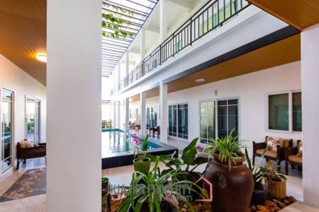 BUILDING 12 UNITS ON SOI 102 :  24 bed great mountain view